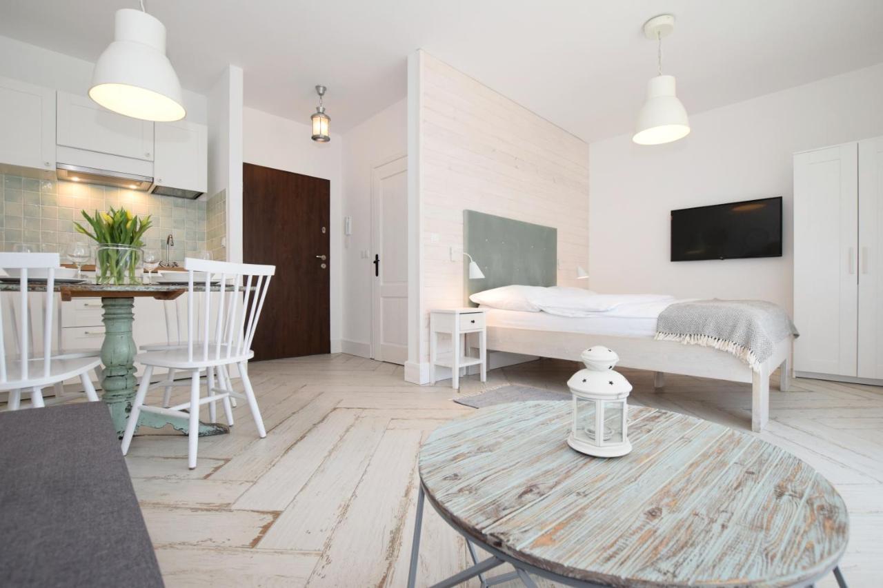 Mietowy Apartament ダルウフコ エクステリア 写真