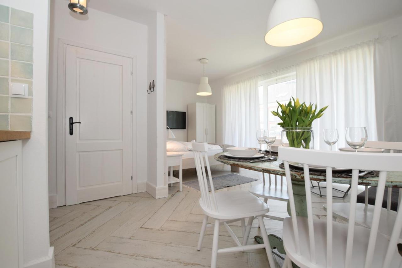 Mietowy Apartament ダルウフコ エクステリア 写真