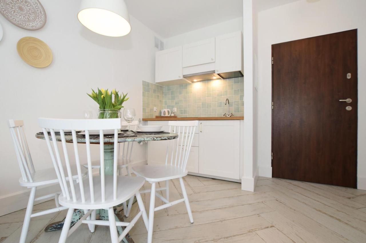 Mietowy Apartament ダルウフコ エクステリア 写真